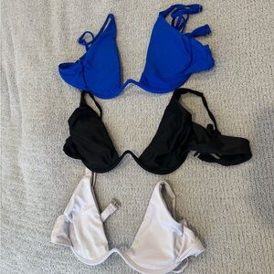 Amazon Women's Blue, Black, and White Bikini Set